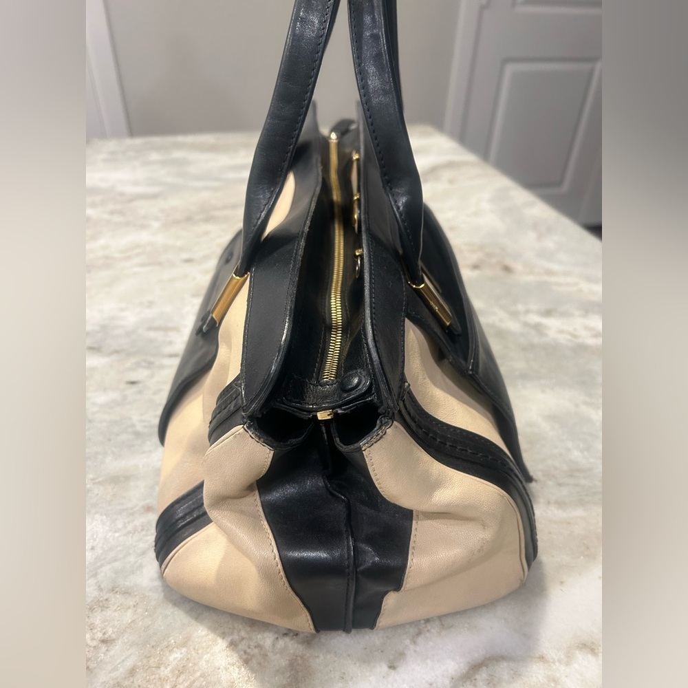Chloe Handbag - Picture 5 of 13